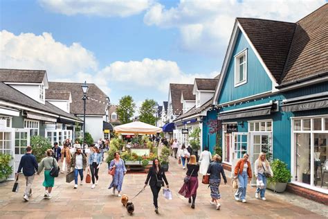 bicester village lv|bicester village closing time.